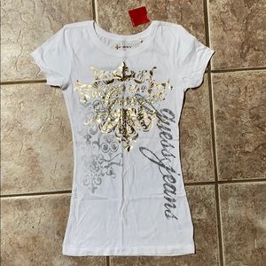 White x- small women’s guess t-shirt